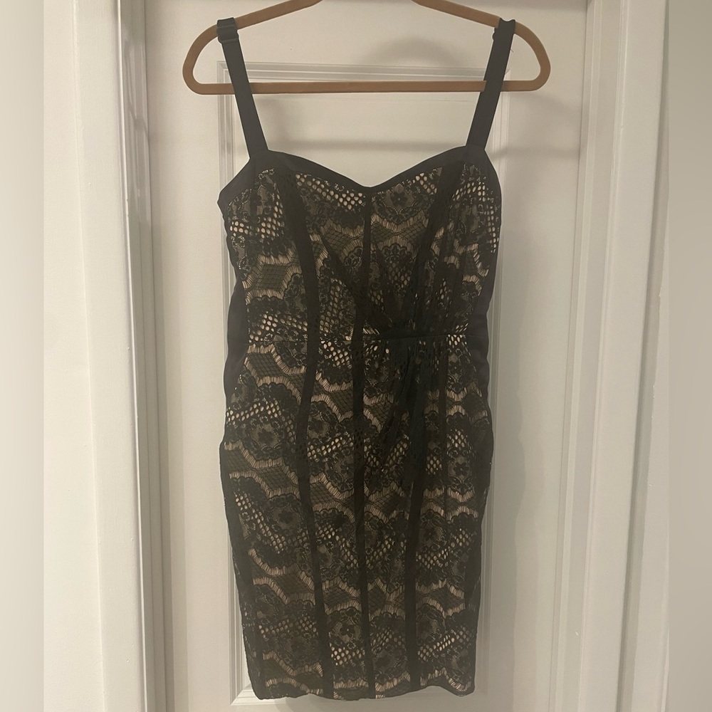 Rag and bone lace cocktail dress perfect condition
